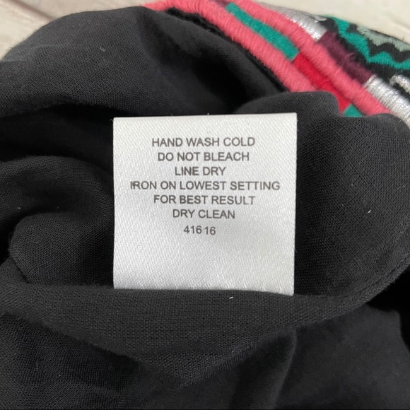 Romeo & Juliet Couture Skirt Size Large NWT - Picture 9 of 11